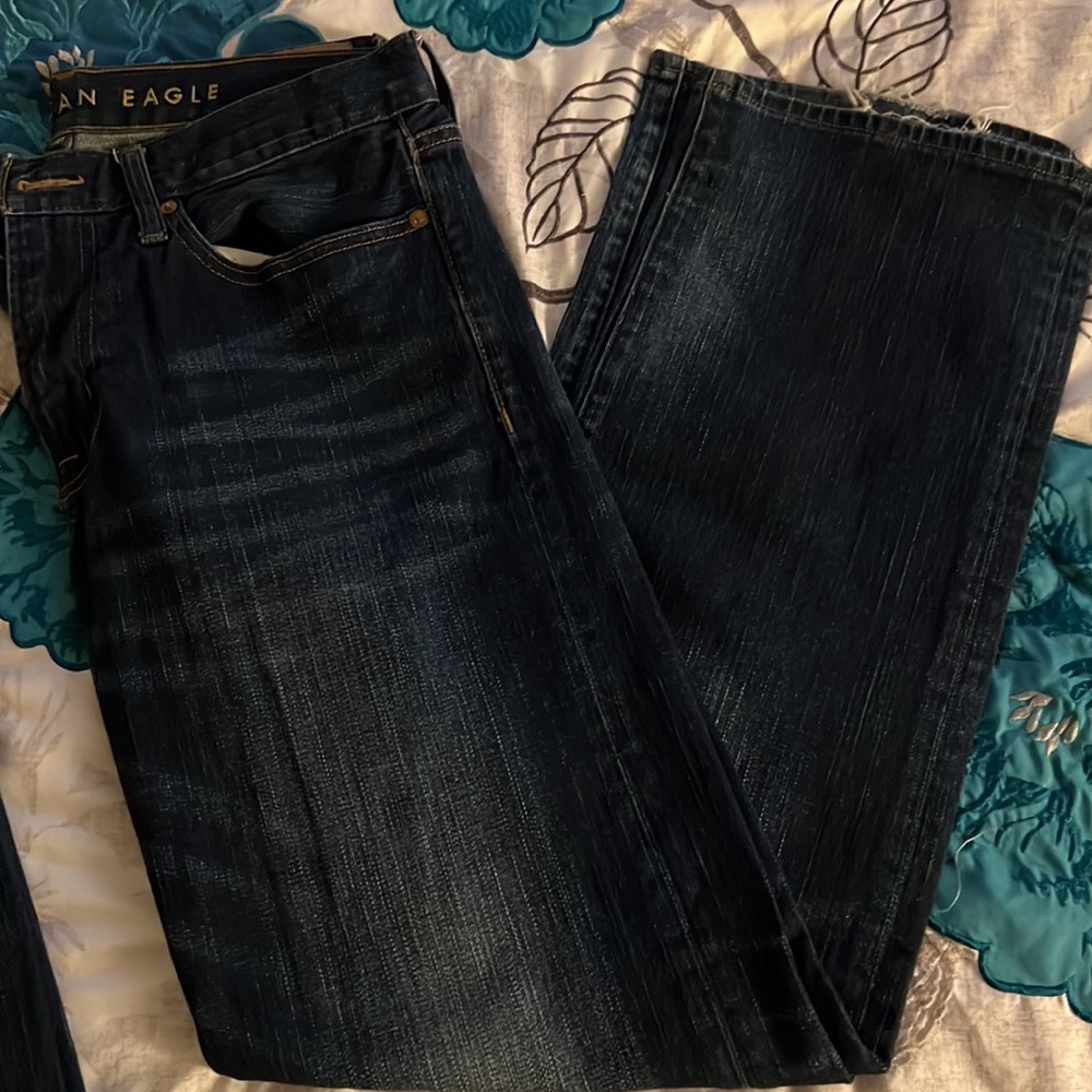 American Eagle men’s jeans Size 31x30. Flex fit, loose fit